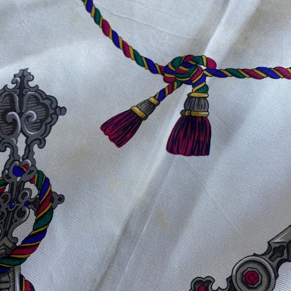 Felix Buhler silk scarf, 100%silk 35X35 - Picture 5 of 9